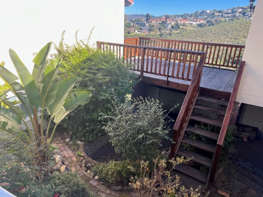 2 Bedroom Property for Sale in Knysna Central Western Cape